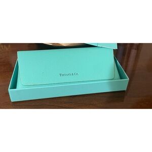 EUC Tiffany & Co. Blue eye glasses box and case ♥️